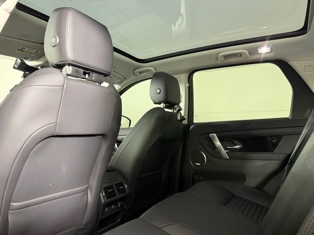Used 2025 Land Rover Discovery Sport S image 25