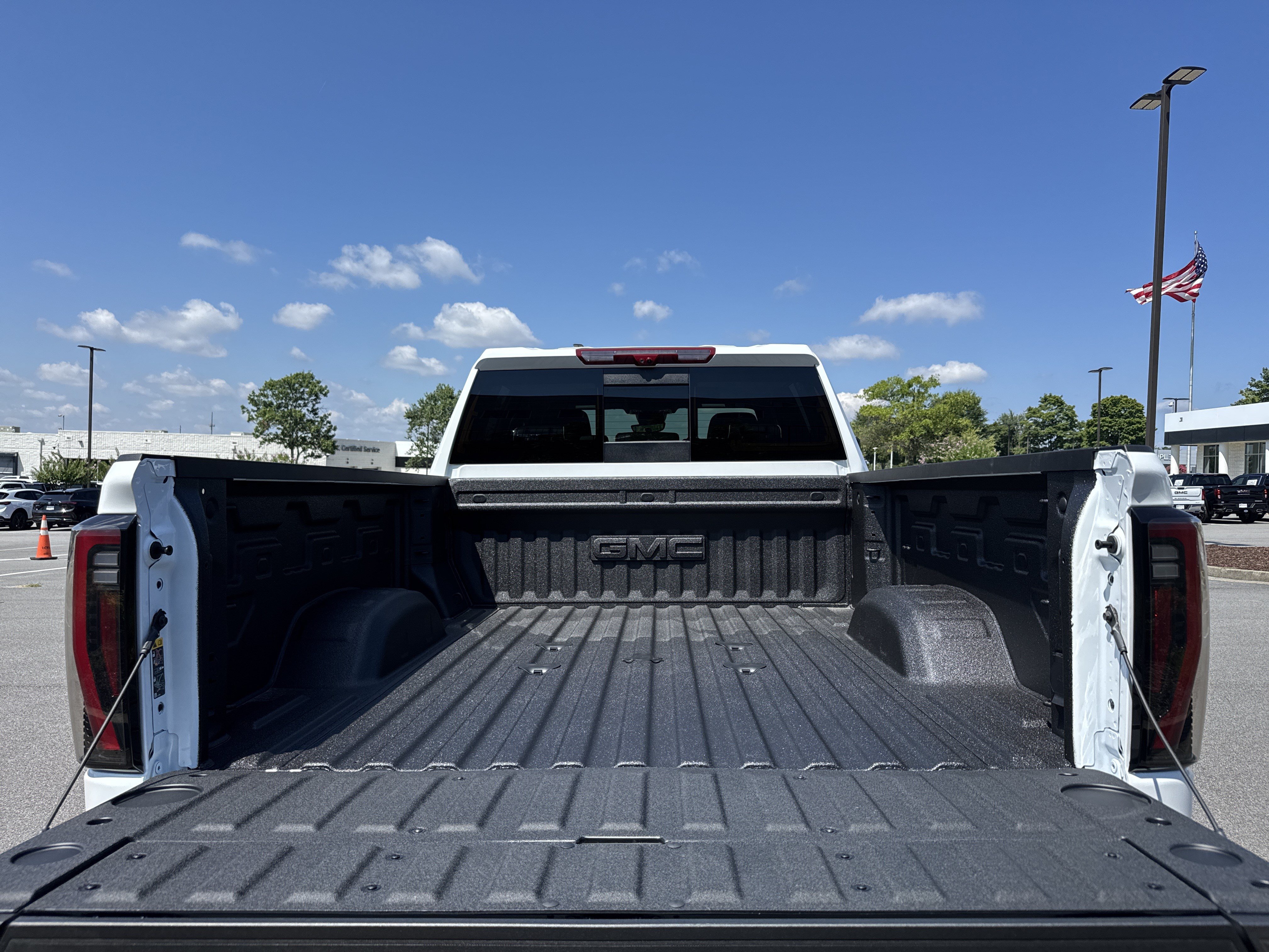 New 2026 GMC Sierra 2500 AT4X AWD/4WD image 32