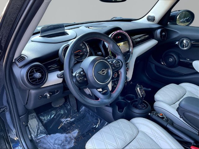 Used 2020 MINI Cooper S w/ Driver Assistance Package FWD image 18