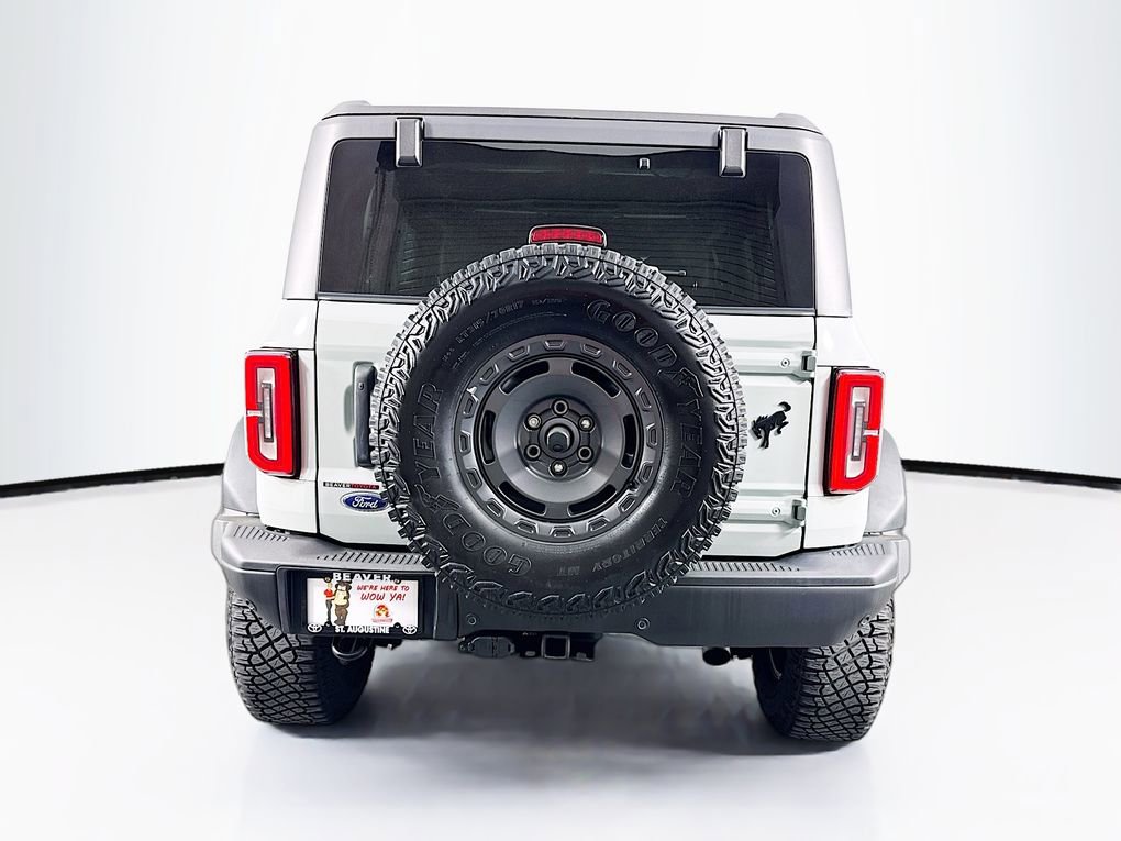 Used 2023 Ford Bronco Everglades image 8