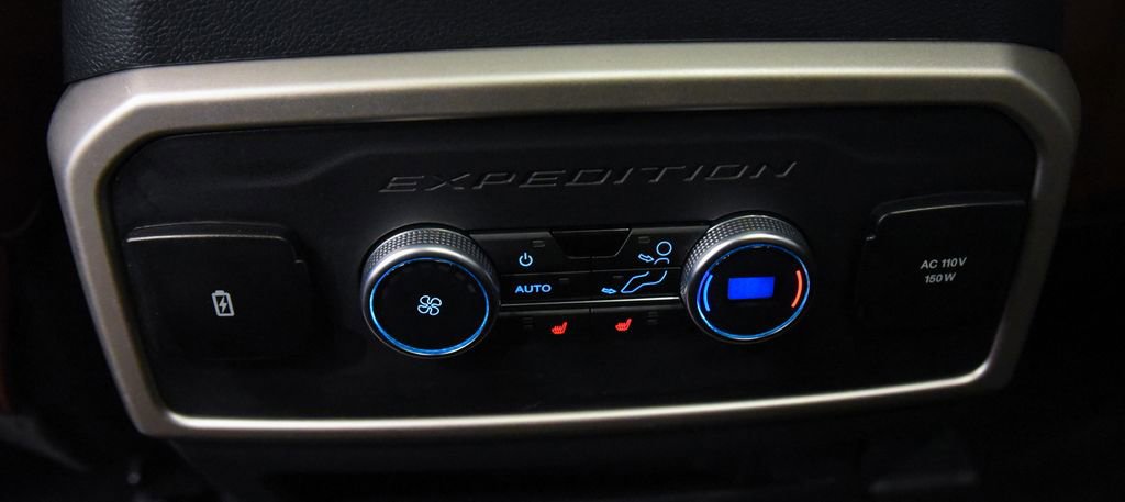 Used 2023 Ford Expedition Max Limited AWD/4WD image 35
