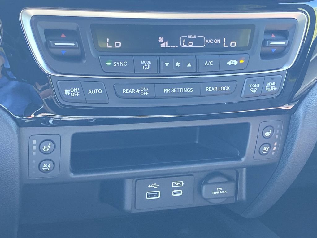 New 2026 Honda Ridgeline Black Edition image 17