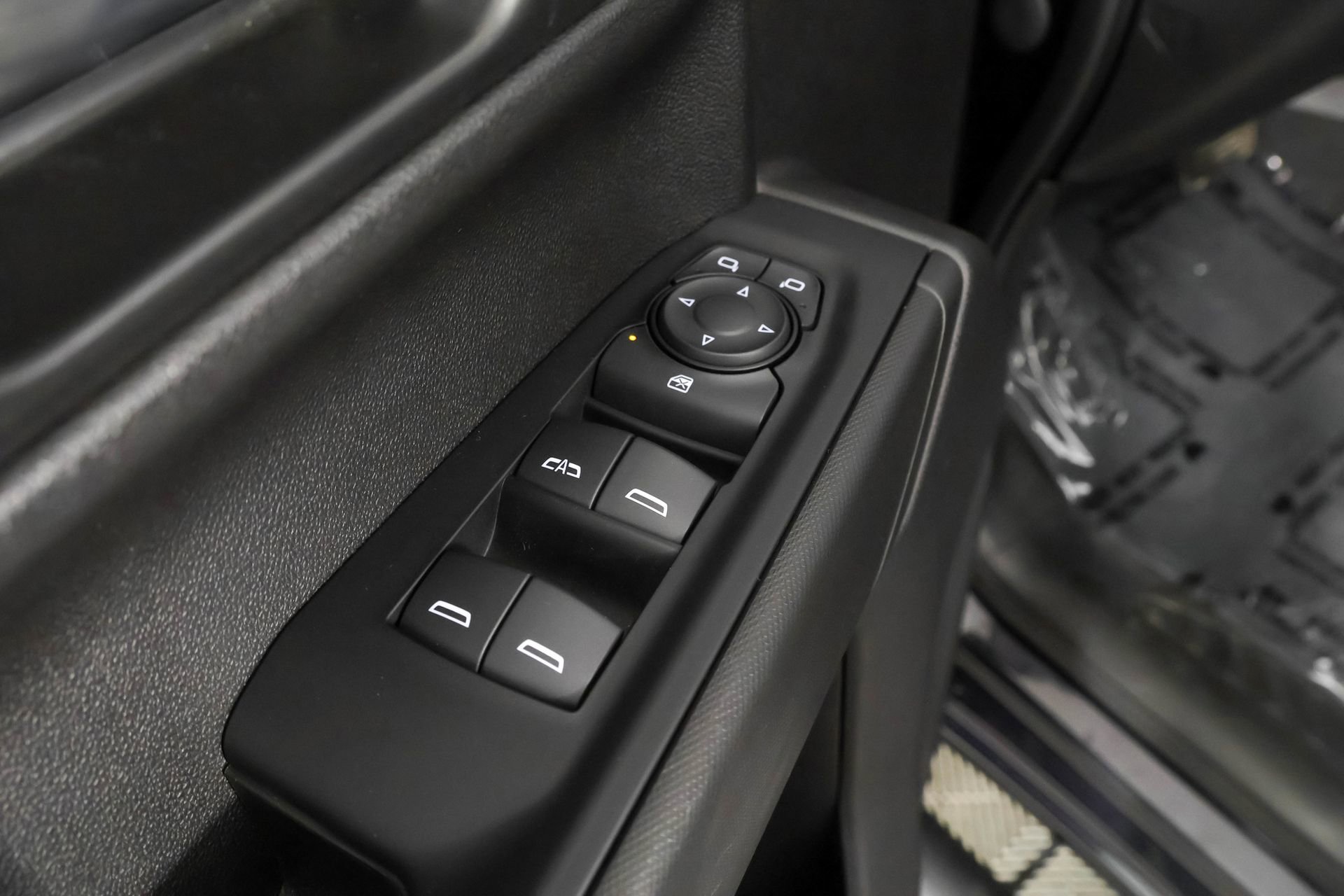 Used 2023 Chevrolet Silverado 1500 Custom AWD/4WD image 29