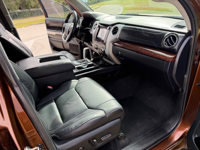 Used 2017 Toyota Tundra Limited image 16
