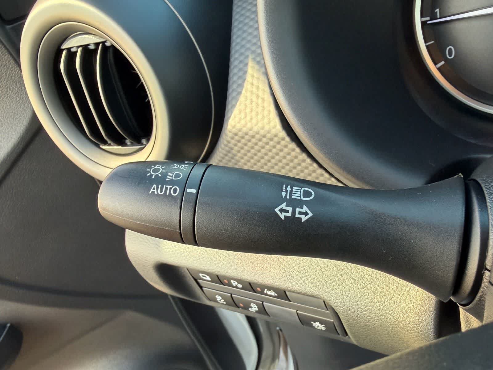 Certified 2025 Nissan Kicks Play S FWD image 16