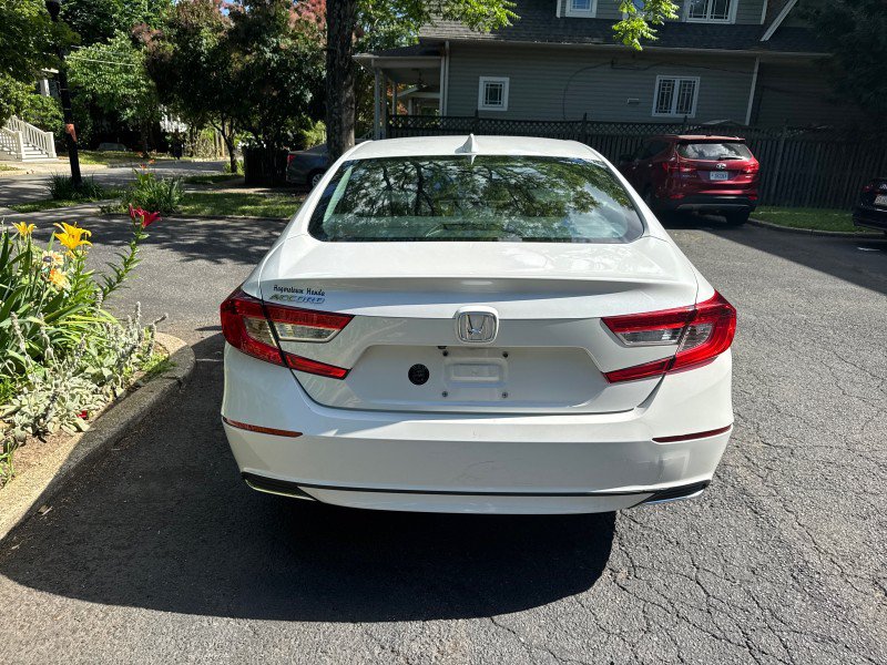 Used 2018 Honda Accord EX-L image 9
