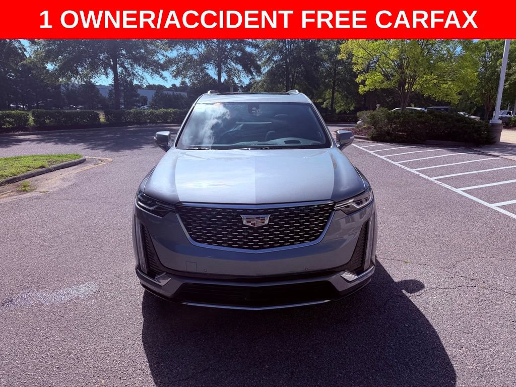 Used 2024 Cadillac XT6 Premium Luxury w/ Technology Package FWD image 2