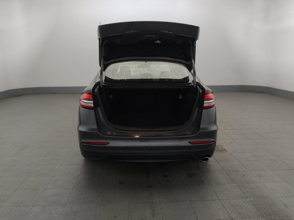 Used 2020 Ford Fusion SE w/ Equipment Group 151A FWD image 29