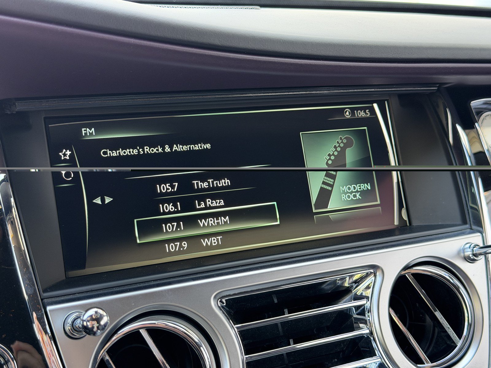 Used 2018 Rolls-Royce Wraith RWD image 23
