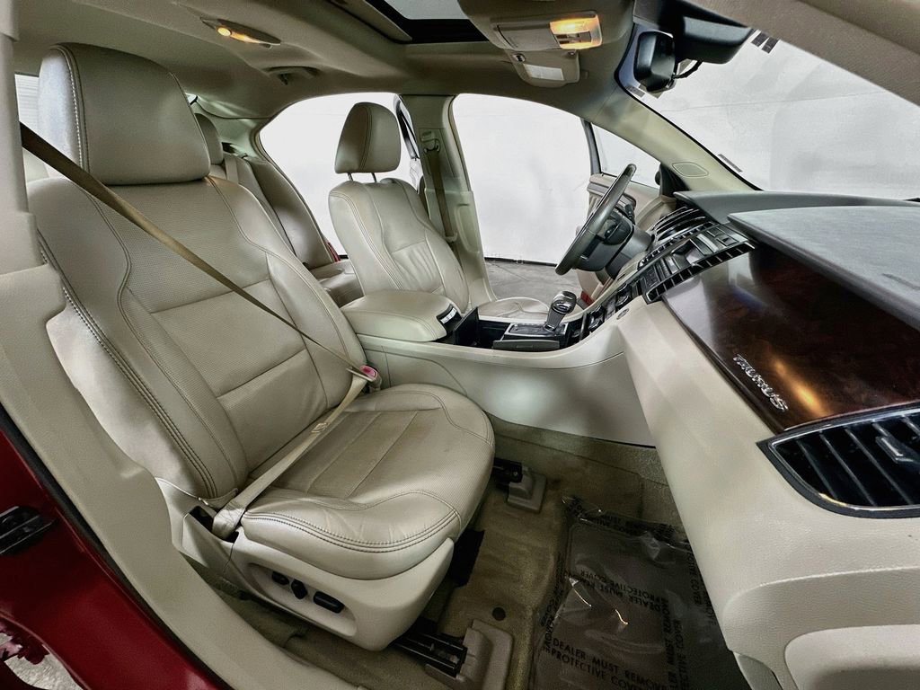 Used 2012 Ford Taurus Limited FWD image 11