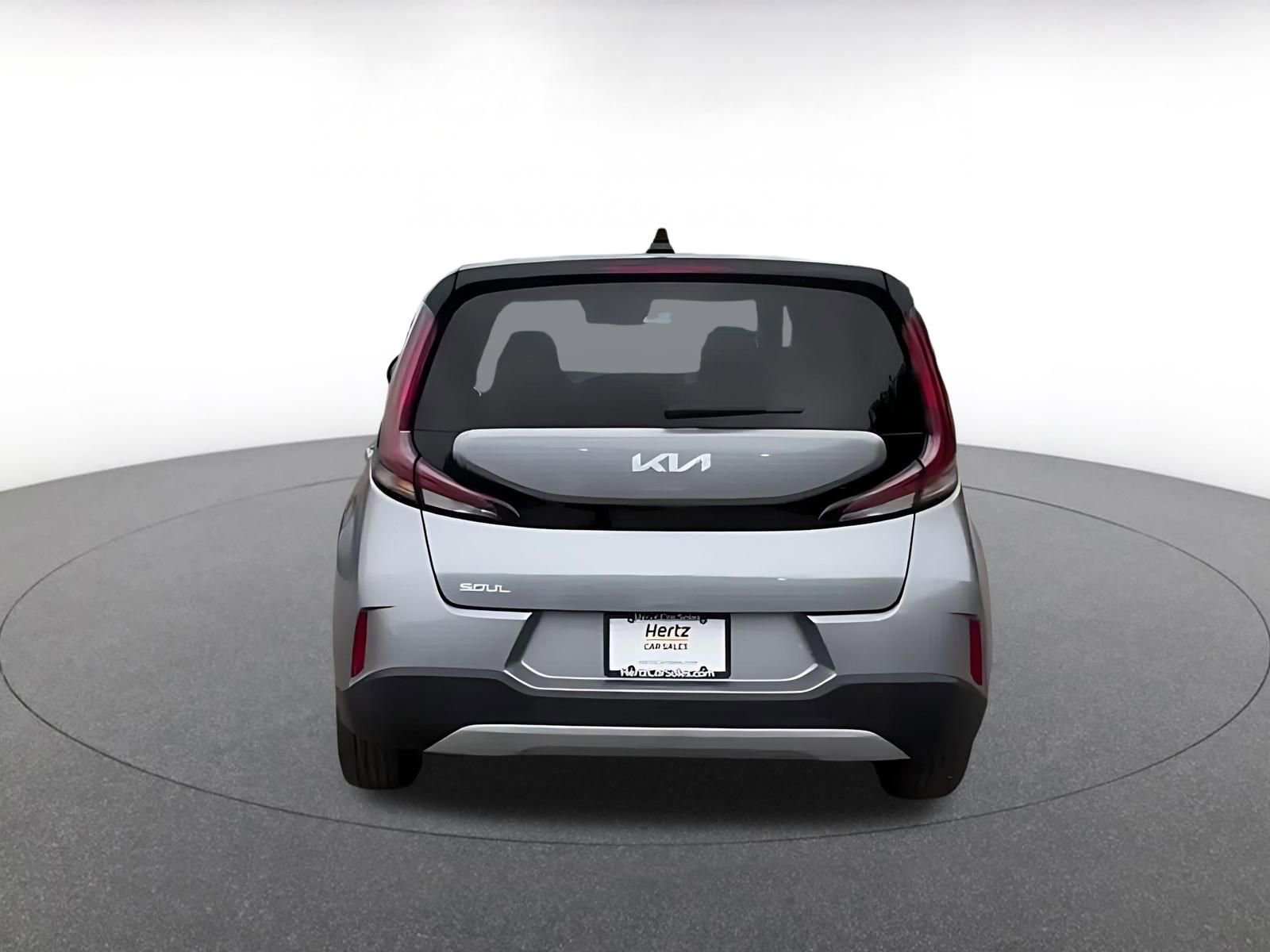 Used 2025 Kia Soul LX w/ LX Technology Package image 12