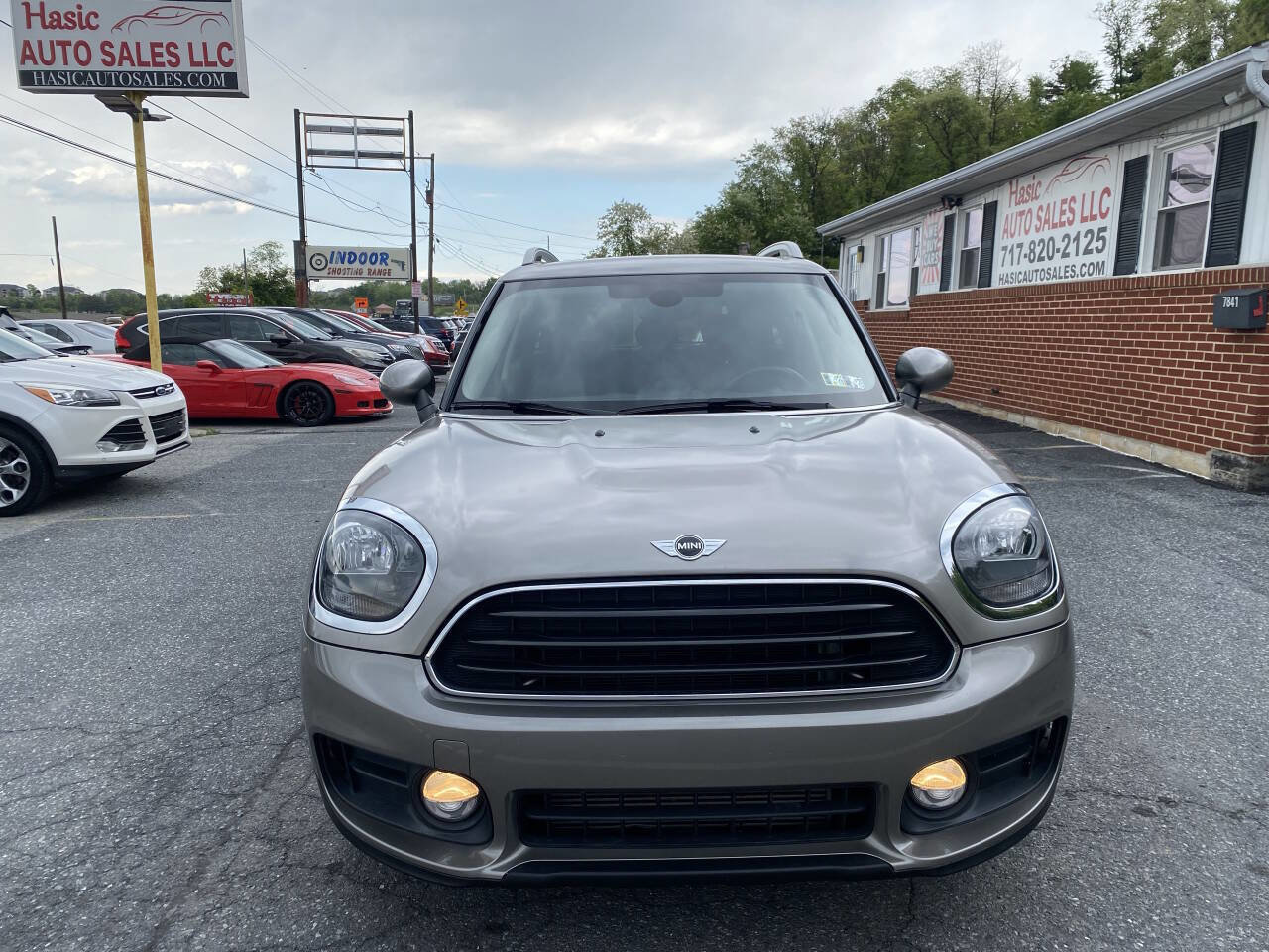 Used 2017 MINI Cooper Countryman ALL4 AWD/4WD image 2