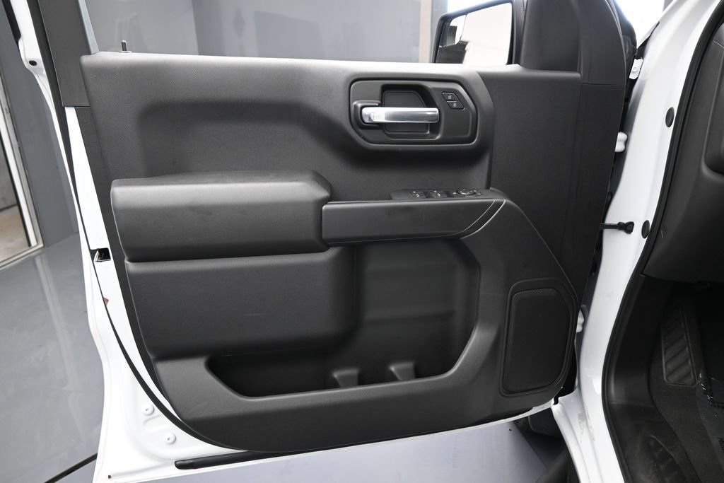 Used 2024 Chevrolet Silverado 1500 Custom Trail Boss AWD/4WD image 12