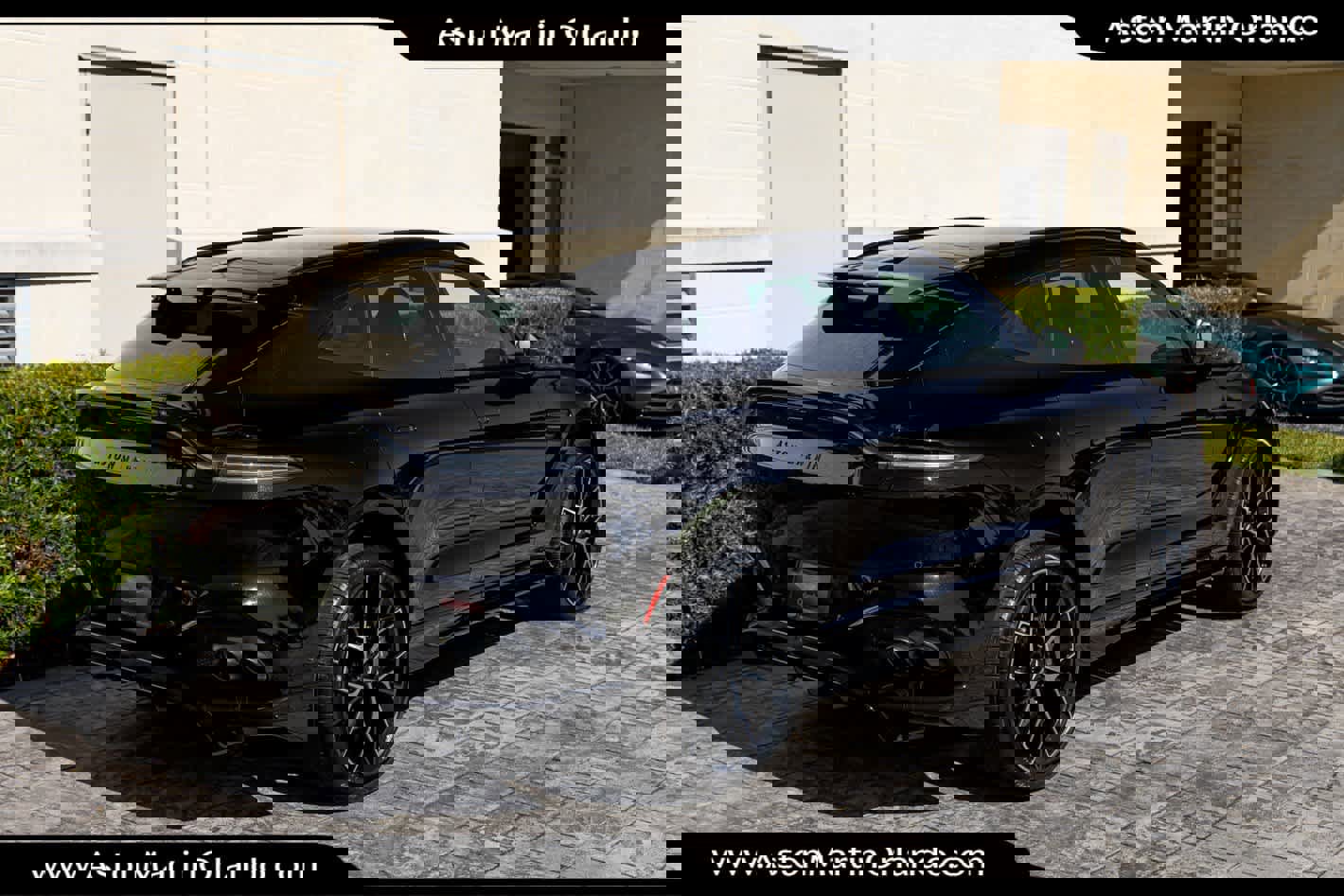 Used 2025 Aston Martin DBX 707 image 25