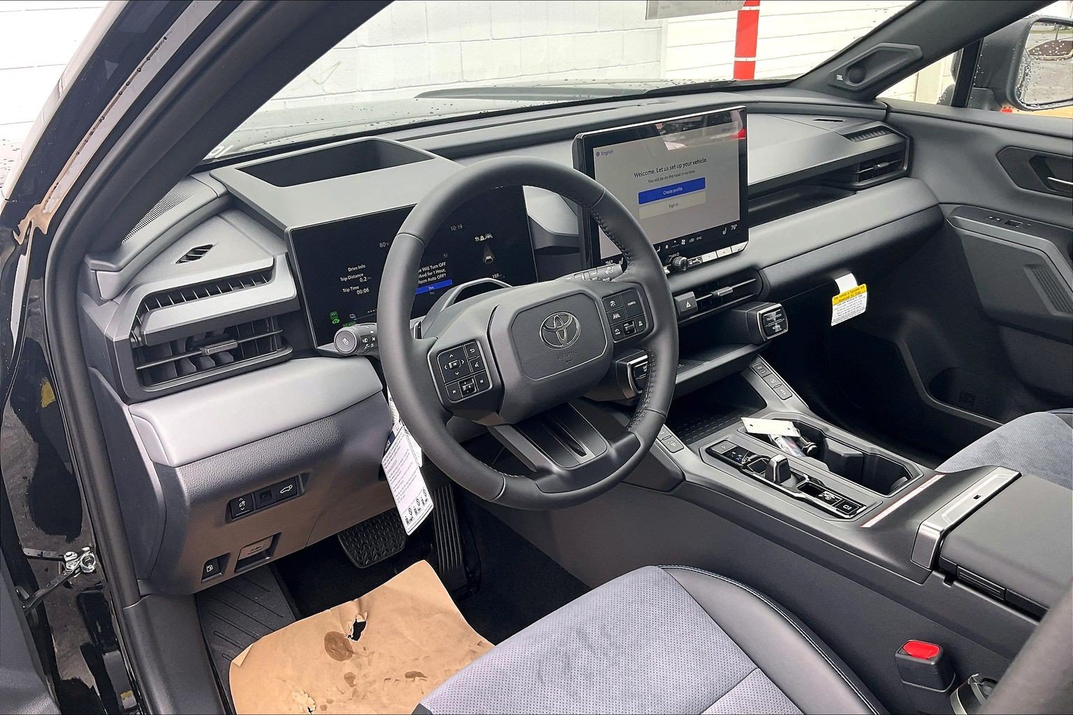 New 2026 Toyota RAV4 XSE AWD/4WD image 7