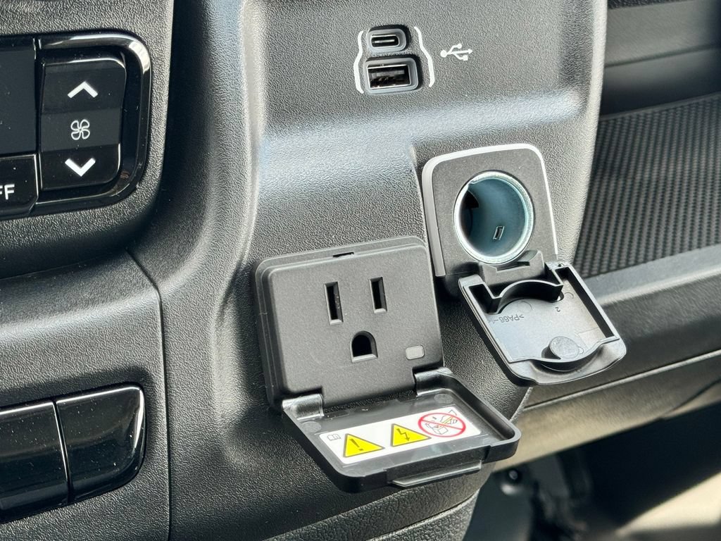 New 2026 RAM ProMaster 2500 w/ Quick Order Package 22G SLT FWD image 20