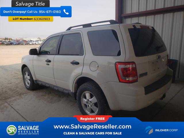 Used 2011 Ford Escape XLT w/ Class II Trailer Tow Pkg AWD/4WD image 3