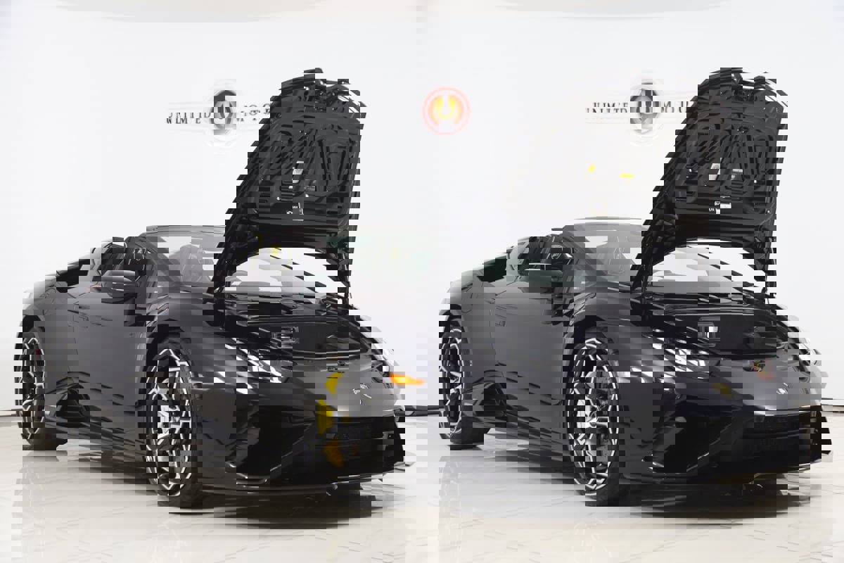 Used 2023 Lamborghini Huracan EVO image 30