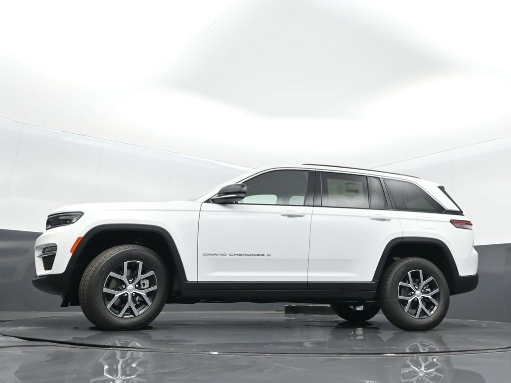New 2025 Jeep Grand Cherokee Limited image 32