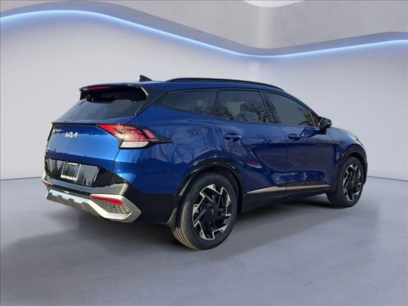 Used 2025 Kia Sportage SX image 5