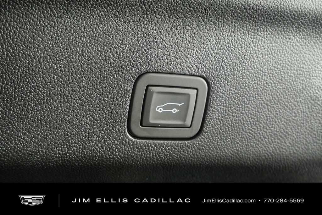 Used 2026 Cadillac Escalade ESV Platinum Sport w/ LPO, ONYX Package AWD/4WD image 34
