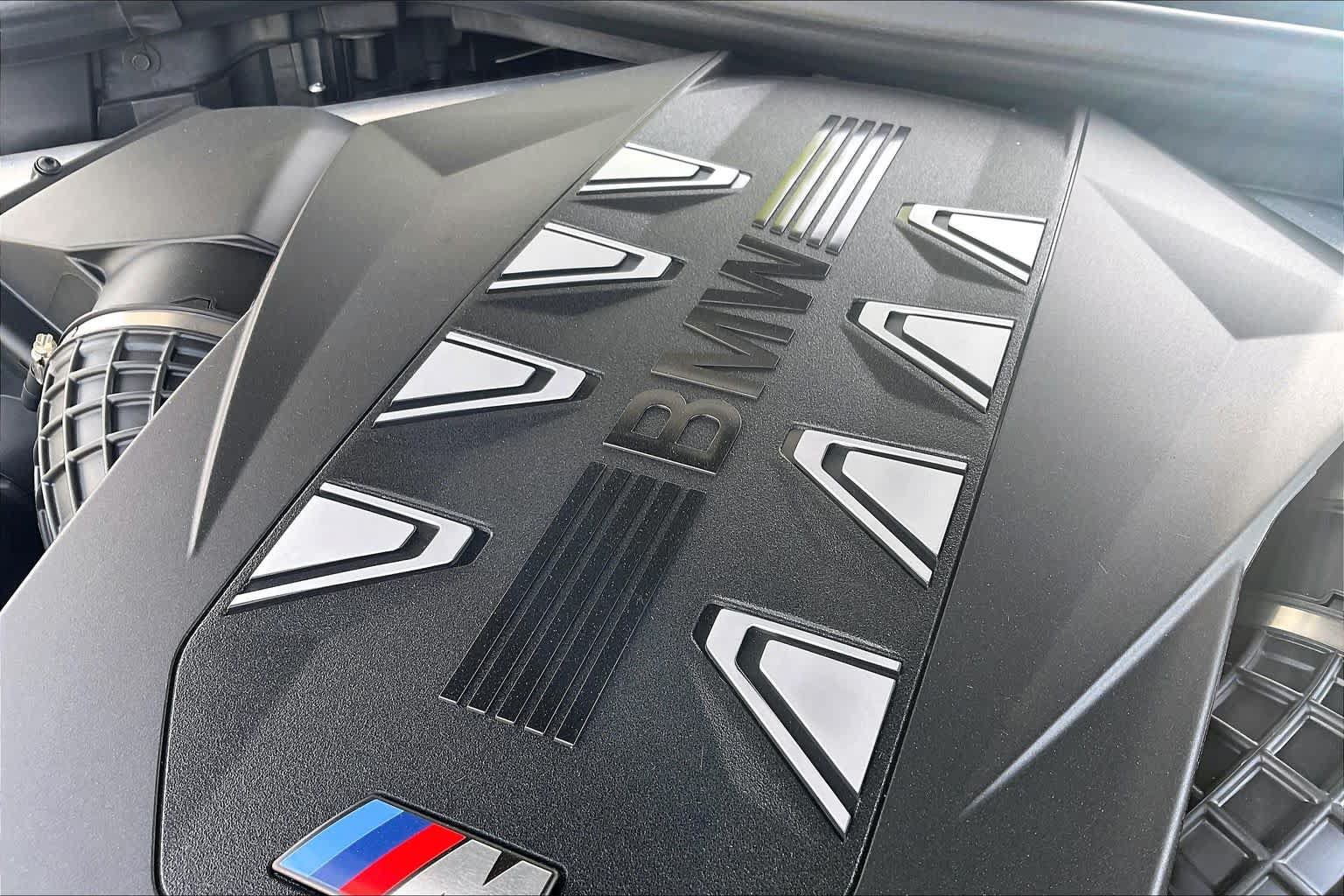 New 2026 BMW X5 M60i w/ Executive Package AWD/4WD image 17