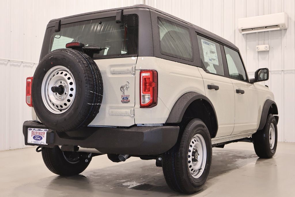 New 2026 Ford Bronco 4-Door image 9
