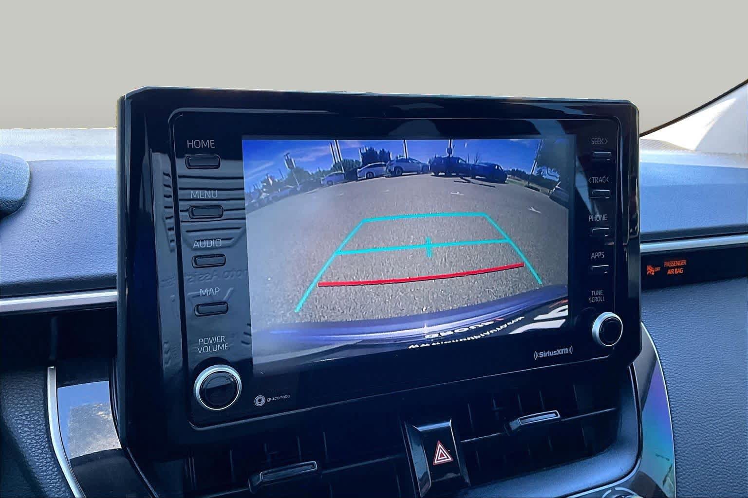 Used 2022 Toyota Corolla LE FWD image 26