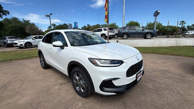 New 2026 Honda HR-V LX image 2