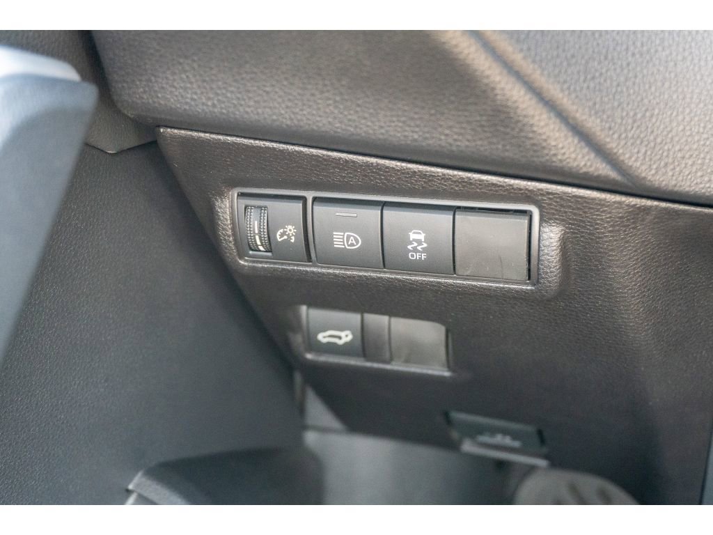 Certified 2026 Toyota Corolla Cross XLE w/ Convenience Package image 27