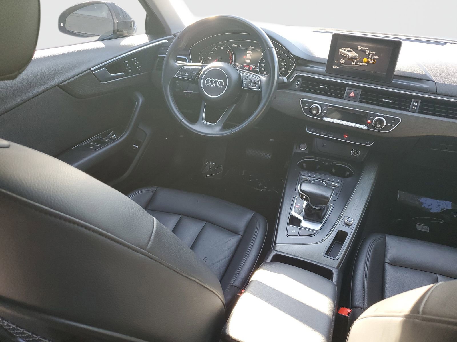 Used 2019 Audi A4 2.0T Premium image 10