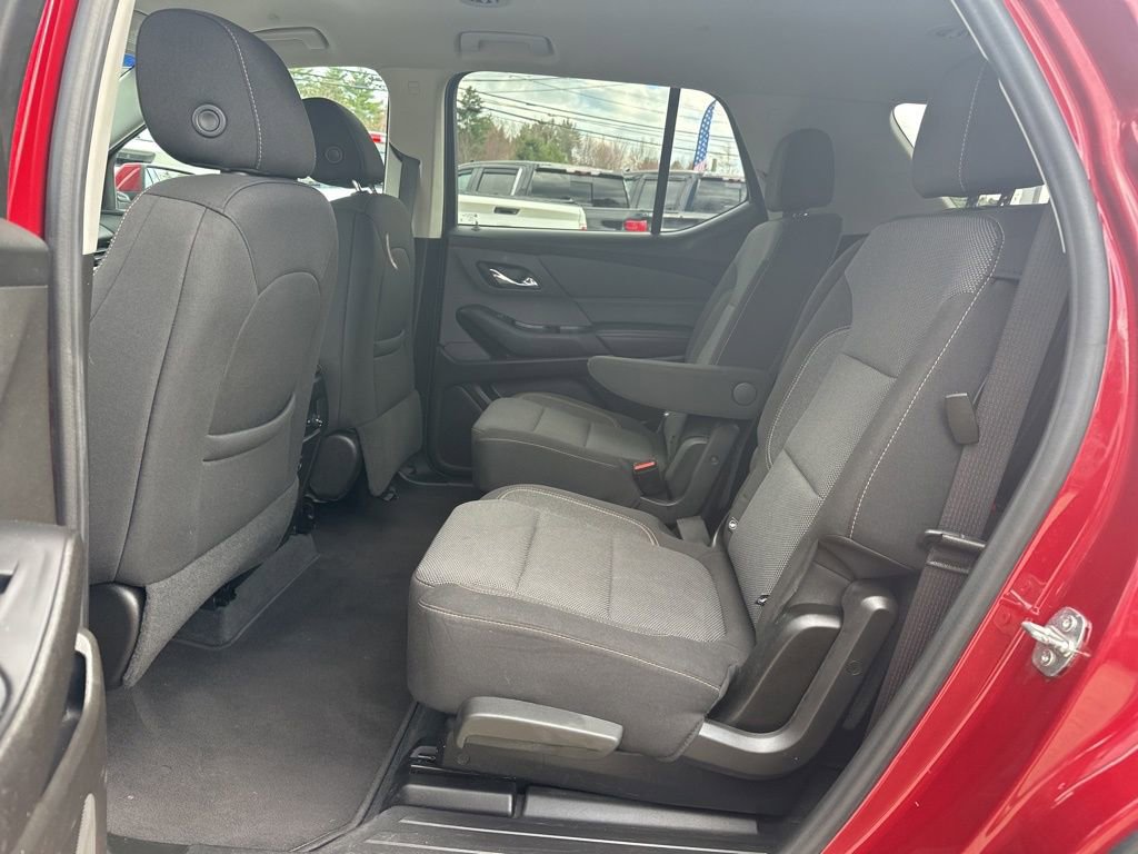 Used 2021 Chevrolet Traverse LT AWD/4WD image 35