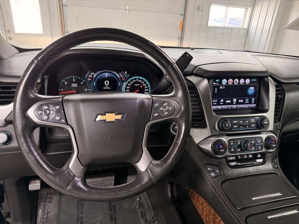 Used 2017 Chevrolet Suburban Premier image 19