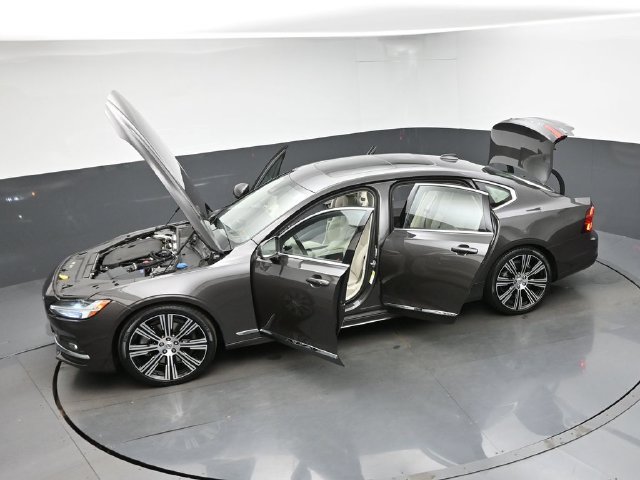 Used 2023 Volvo S90 B6 Ultimate w/ Lounge Package AWD/4WD image 52