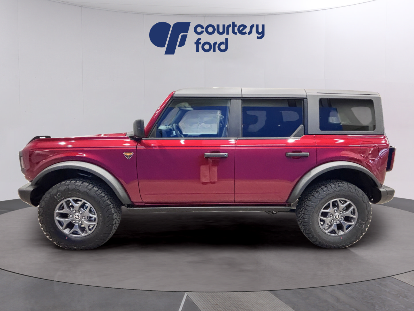 New 2025 Ford Bronco Badlands AWD/4WD image 4