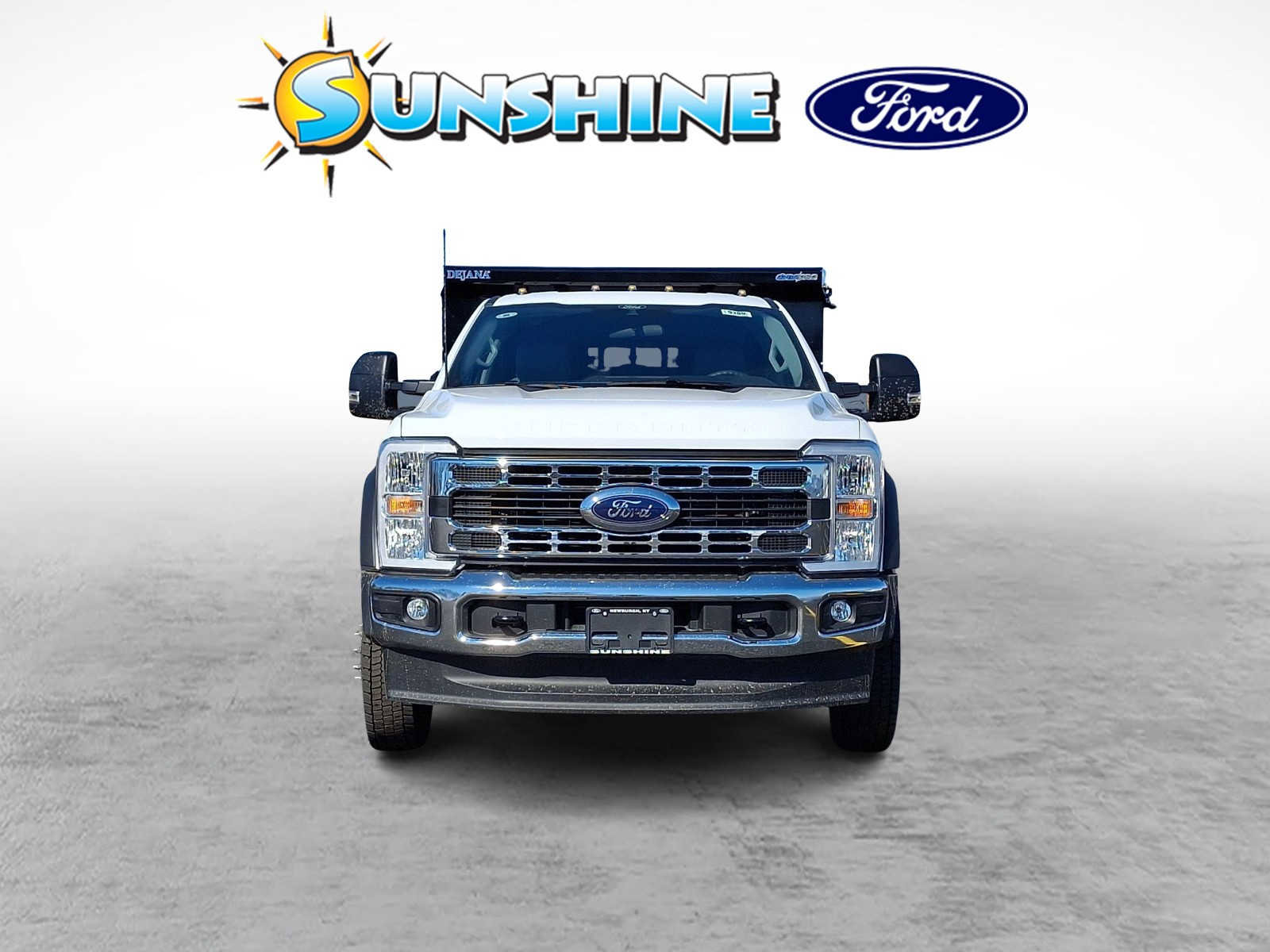 New 2026 Ford F550 4x4 Crew Cab image 2