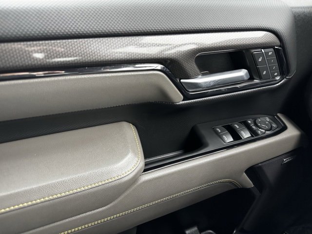 Used 2024 Chevrolet Silverado 2500 ZR2 w/ Technology Package image 33