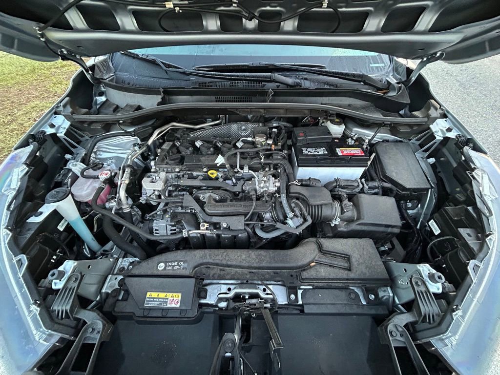 Used 2024 Toyota Corolla Cross LE image 11