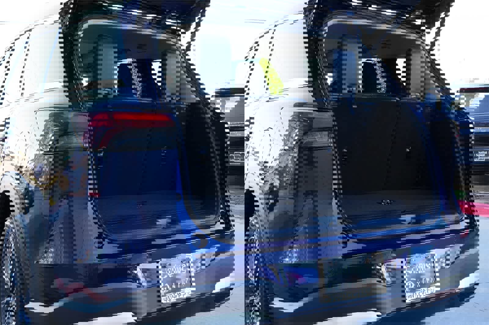 New 2026 INFINITI QX60 Luxe image 21