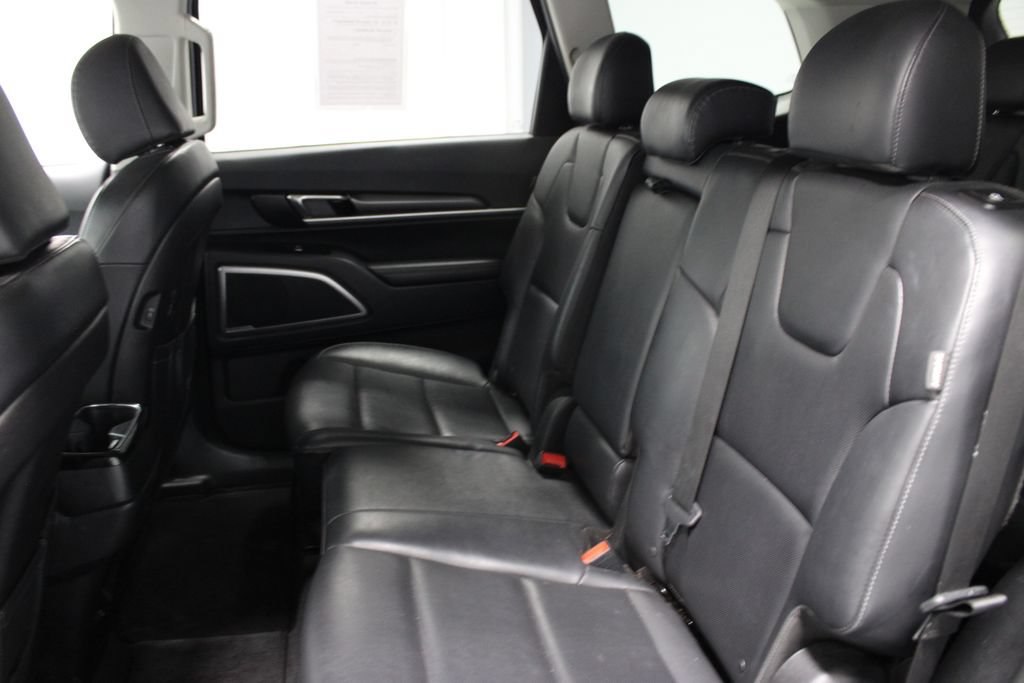 Used 2024 Kia Telluride LX FWD image 20