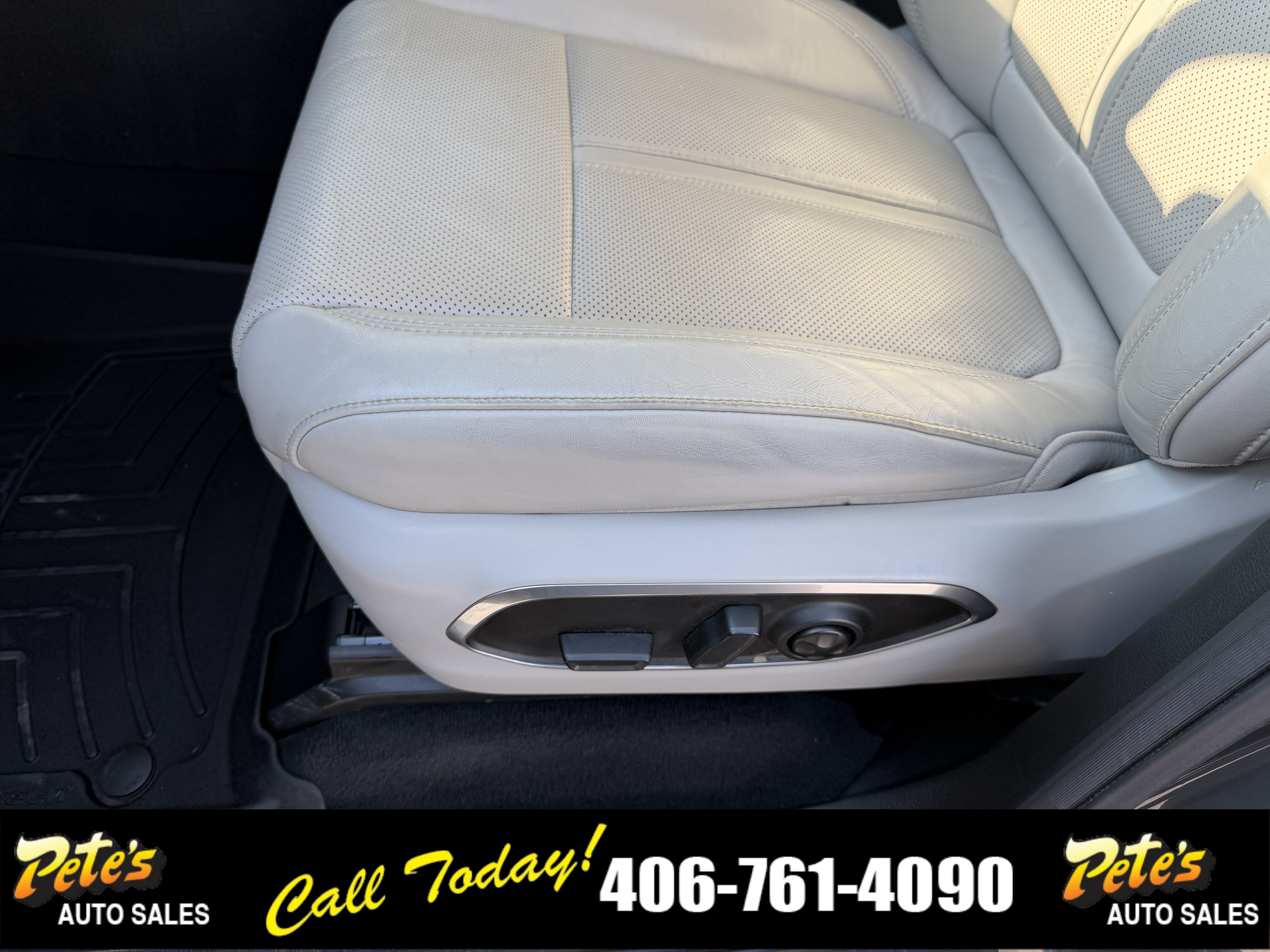 Used 2022 Jeep Wagoneer Series III w/ Flexible Seating Group AWD/4WD image 48