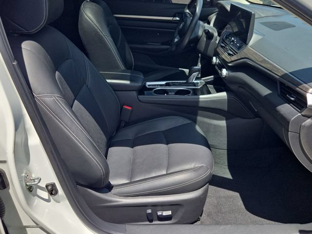 Certified 2025 Nissan Altima 2.5 SL AWD/4WD image 24