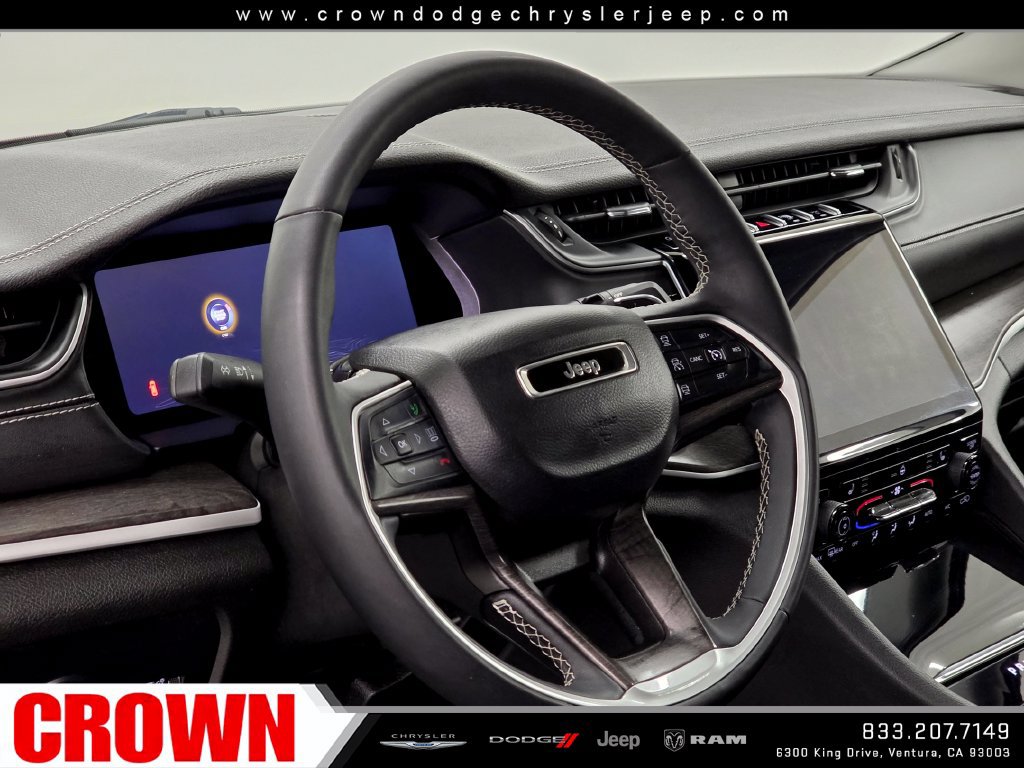 Certified 2024 Jeep Grand Cherokee Limited w/ Black Appearance Package RWD image 20