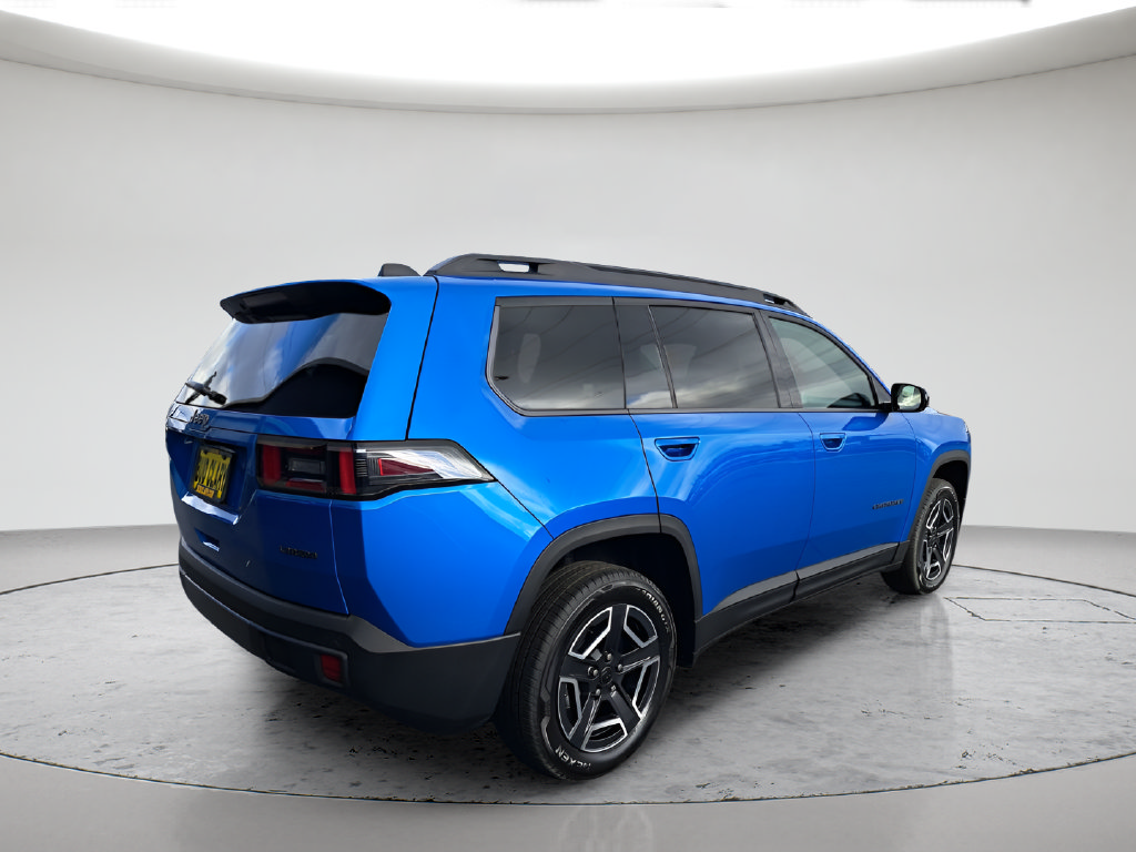 New 2026 Jeep Cherokee Laredo AWD/4WD image 5
