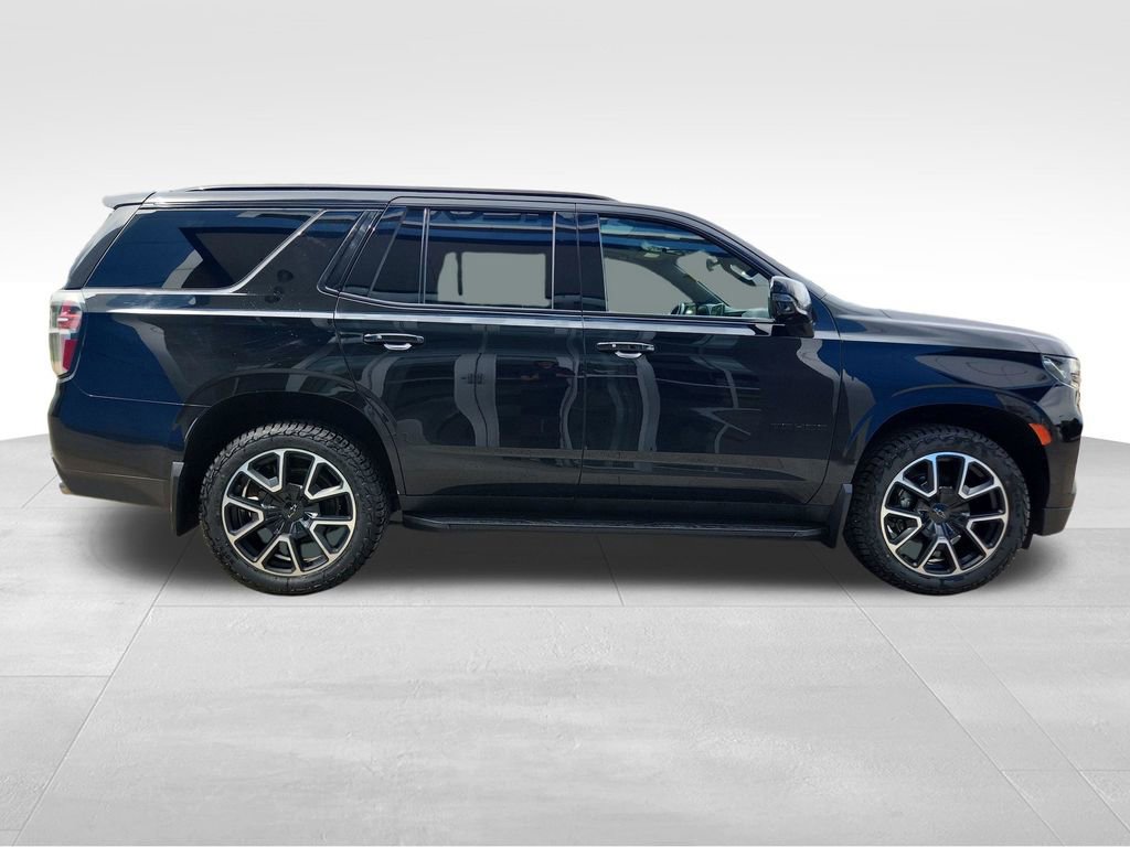 Certified 2022 Chevrolet Tahoe RST w/ Sport Performance Package AWD/4WD image 6