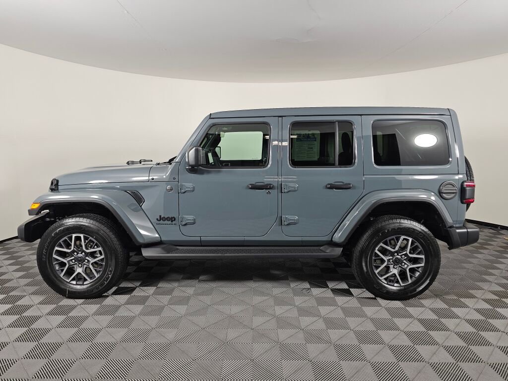 New 2026 Jeep Wrangler Sahara image 7