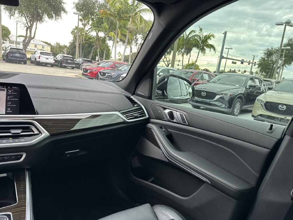 Used 2021 BMW X5 sDrive40i w/ Premium Package RWD image 15