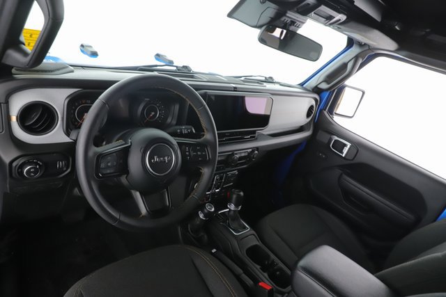 Used 2024 Jeep Gladiator Sport image 17