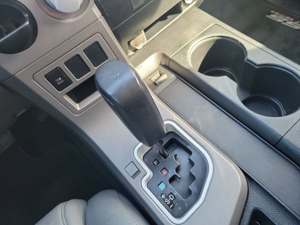 Used 2012 Toyota Tundra SR5 w/ SR5 Pkg image 26