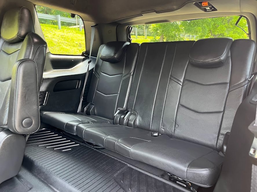 Used 2019 Cadillac Escalade Platinum image 46